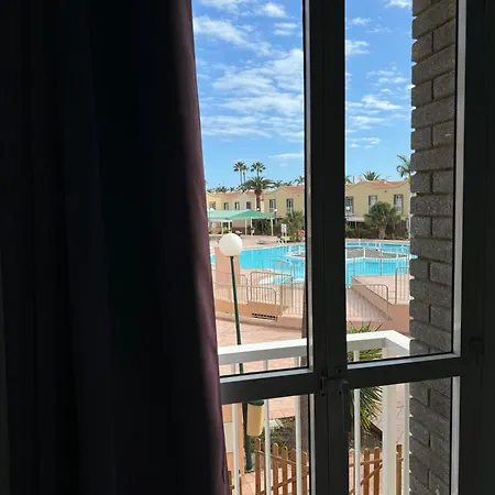 809 Oasis Club * San Bartolome de Tirajana (Gran Canaria)